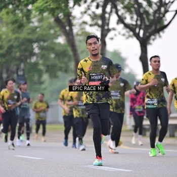 Runner Photo 6190236
