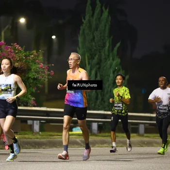 Runner Photo 6190253