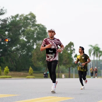 Runner Photo 6190280