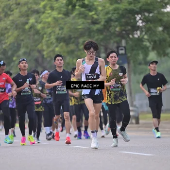 Runner Photo 6190307