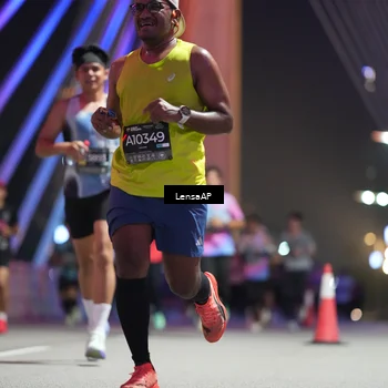 Runner Photo 6190353