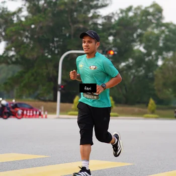 Runner Photo 6190355