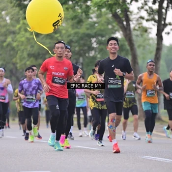 Runner Photo 6190358