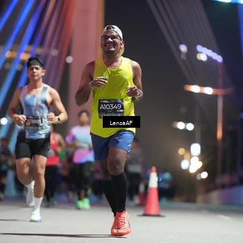 Runner Photo 6190366