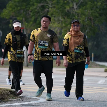 Runner Photo 6190408