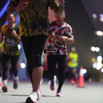 Runner Photo 6190418