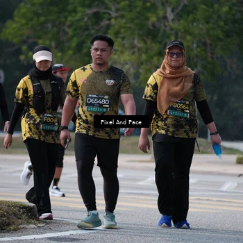 Runner Photo 6190425