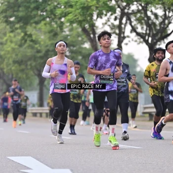 Runner Photo 6190450