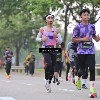 Runner Photo 6190488