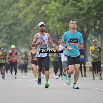 Runner Photo 6190552