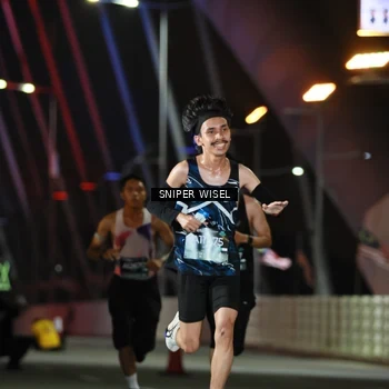 Runner Photo 6190554