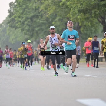 Runner Photo 6190559