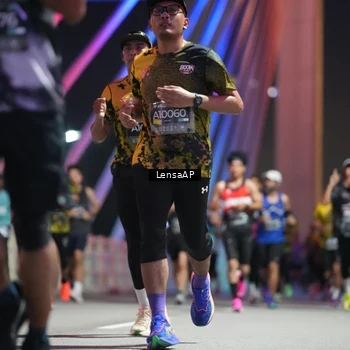 Runner Photo 6190566