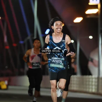 Runner Photo 6190573