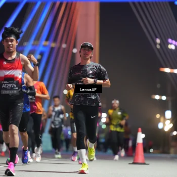 Runner Photo 6190598