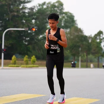 Runner Photo 6190627