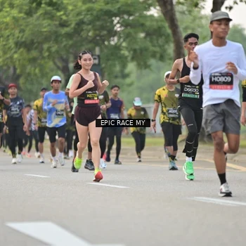 Runner Photo 6190637