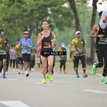 Runner Photo 6190651
