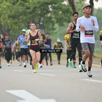 Runner Photo 6190657