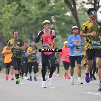 Runner Photo 6190669