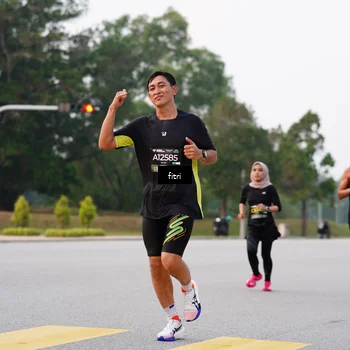 Runner Photo 6190718