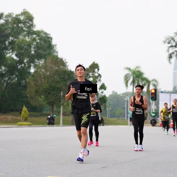 Runner Photo 6190720