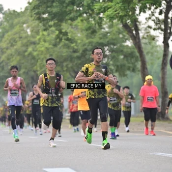 Runner Photo 6190724