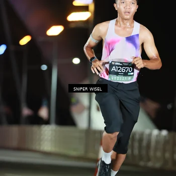 Runner Photo 6190746