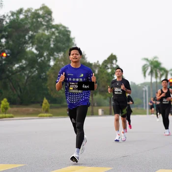 Runner Photo 6190747