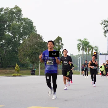 Runner Photo 6190749