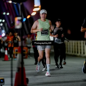 Runner Photo 6190757