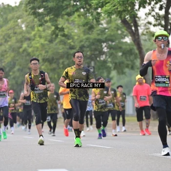 Runner Photo 6190779