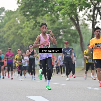 Runner Photo 6190798