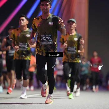 Runner Photo 6190830