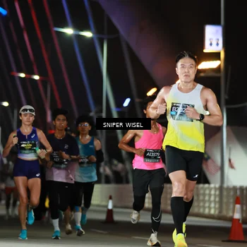Runner Photo 6190838