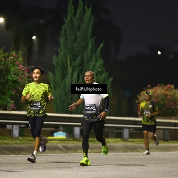 Runner Photo 6190840