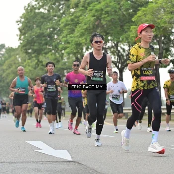 Runner Photo 6190873