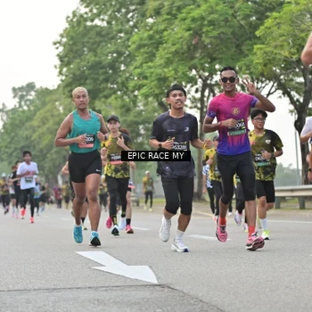 Runner Photo 6190895