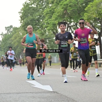 Runner Photo 6190914