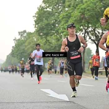 Runner Photo 6190948