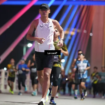 Runner Photo 6190983