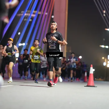 Runner Photo 6191013
