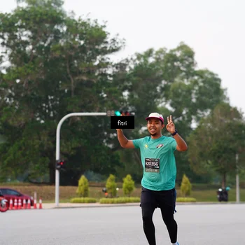 Runner Photo 6191035