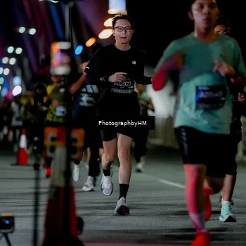 Runner Photo 6191038