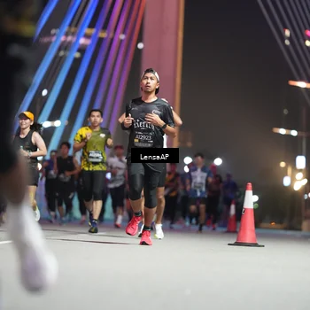 Runner Photo 6191042