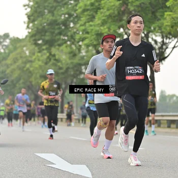 Runner Photo 6191089