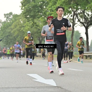Runner Photo 6191148
