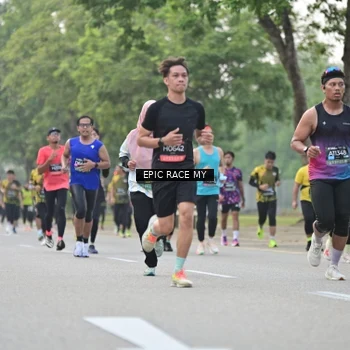 Runner Photo 6191302