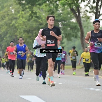 Runner Photo 6191305