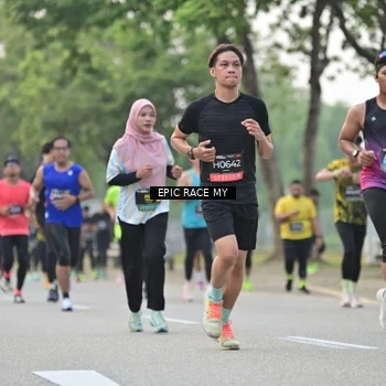 Runner Photo 6191311